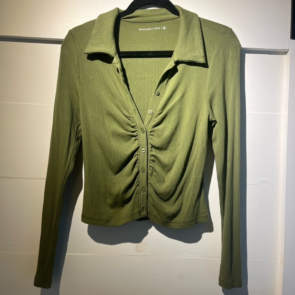 Abercrombie & Fitch Green Scrunch Button Down